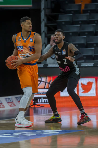 鹿的常规赛 鹿的常规赛