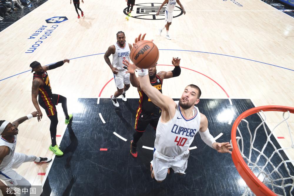 在一场扣人 在一场扣人