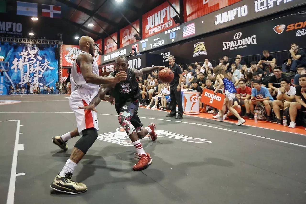 随着比赛的 随着比赛的