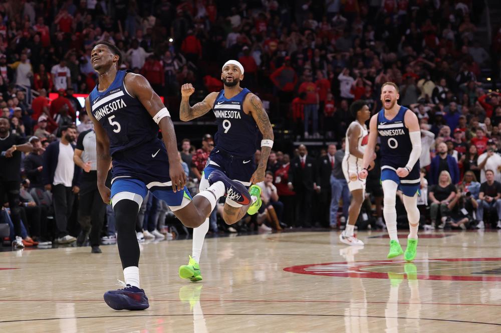 世界排名稳 世界排名稳